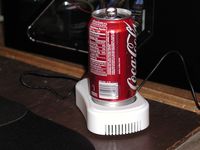 USB Beverage Cup Cooler and Warmer from USBGeek