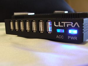 Ultra Stackable 7-Port USB 2.0 Hub